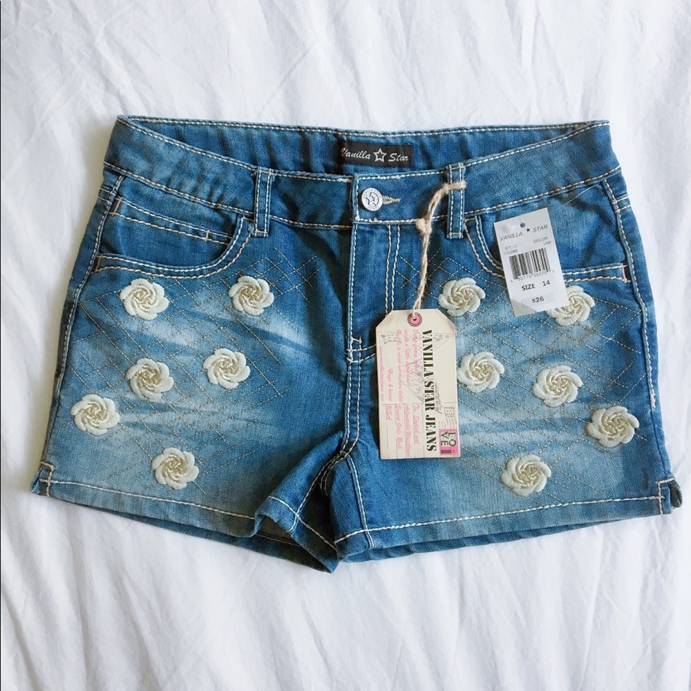 NWT Vanilla Star Blue flower girls jean shorts